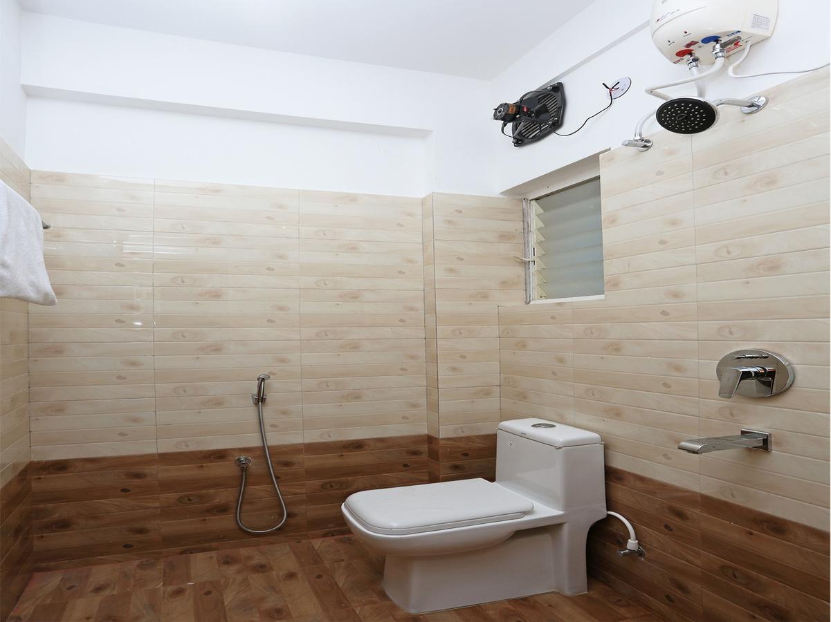 Oyo 11343 Hotel Sai International Bhubaneswar Bagian luar foto