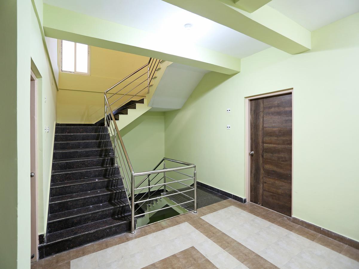 Oyo 11343 Hotel Sai International Bhubaneswar Bagian luar foto