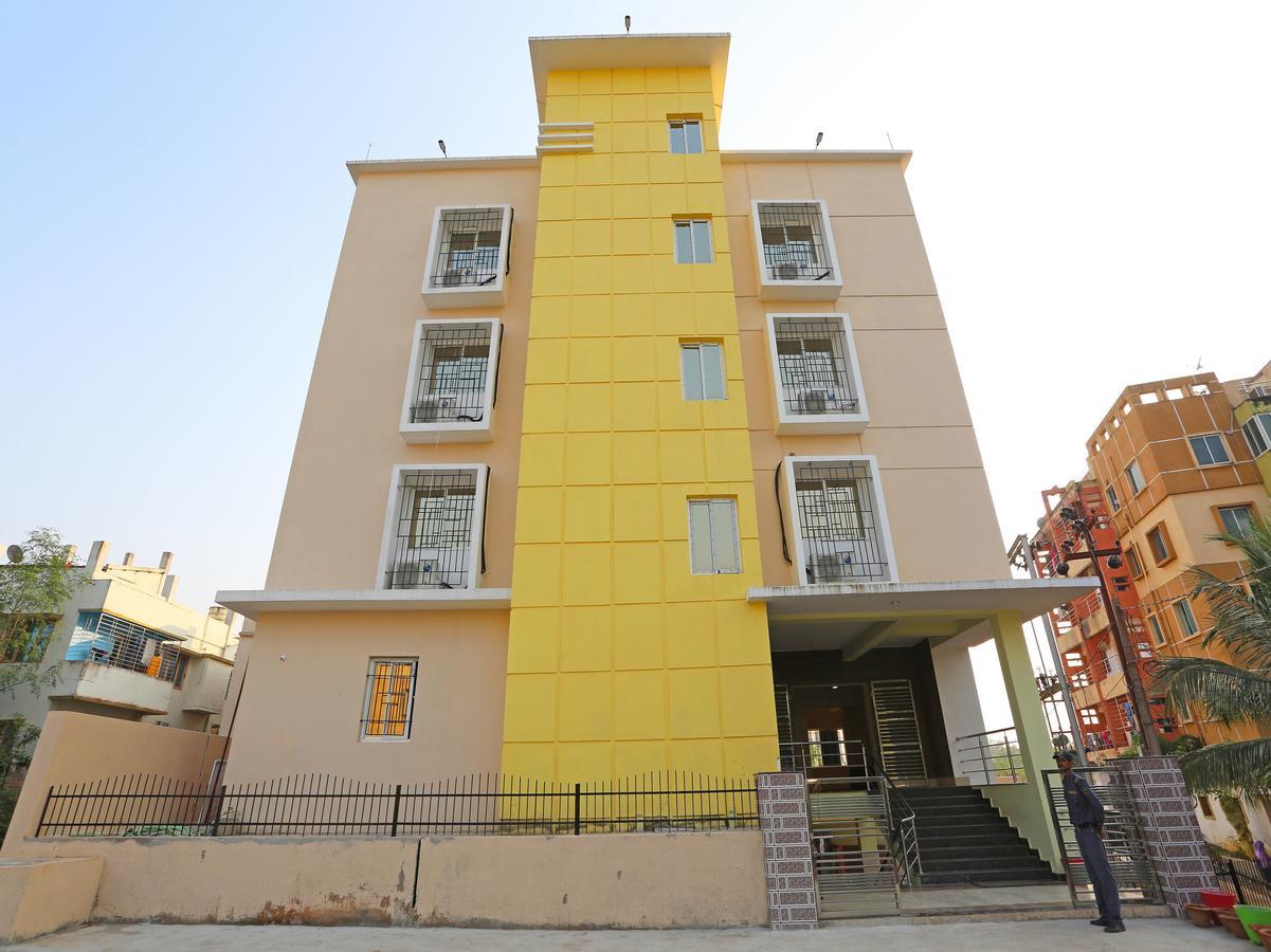 Oyo 11343 Hotel Sai International Bhubaneswar Bagian luar foto