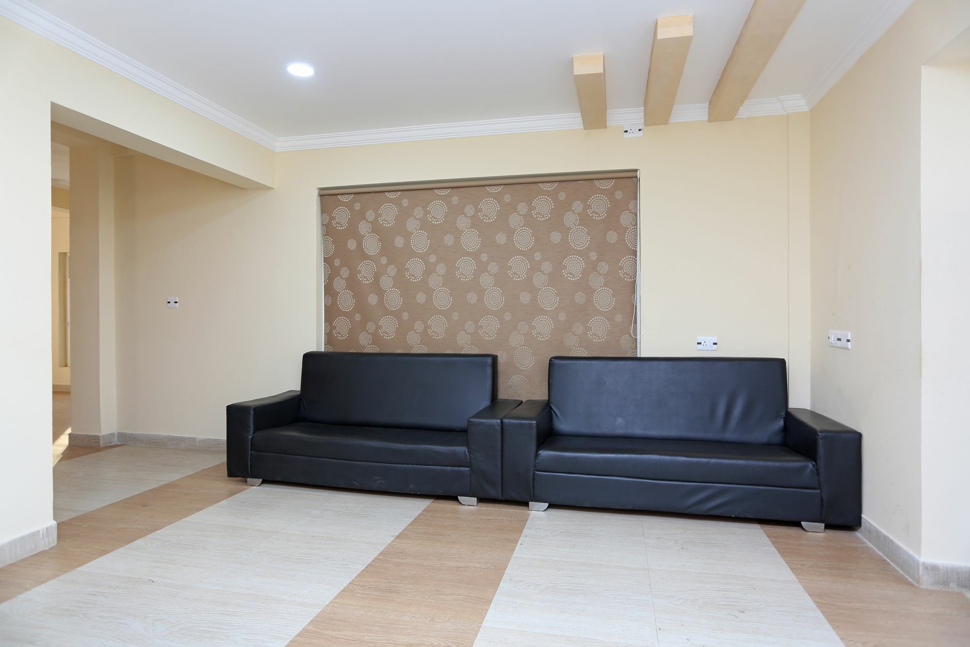 Oyo 11343 Hotel Sai International Bhubaneswar Bagian luar foto