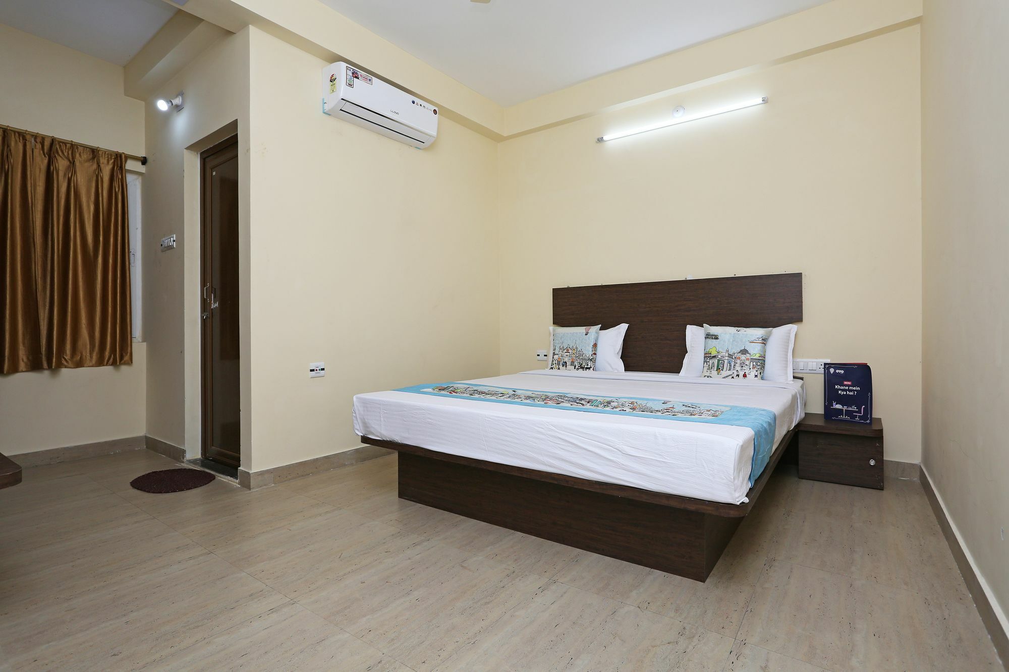 Oyo 11343 Hotel Sai International Bhubaneswar Bagian luar foto