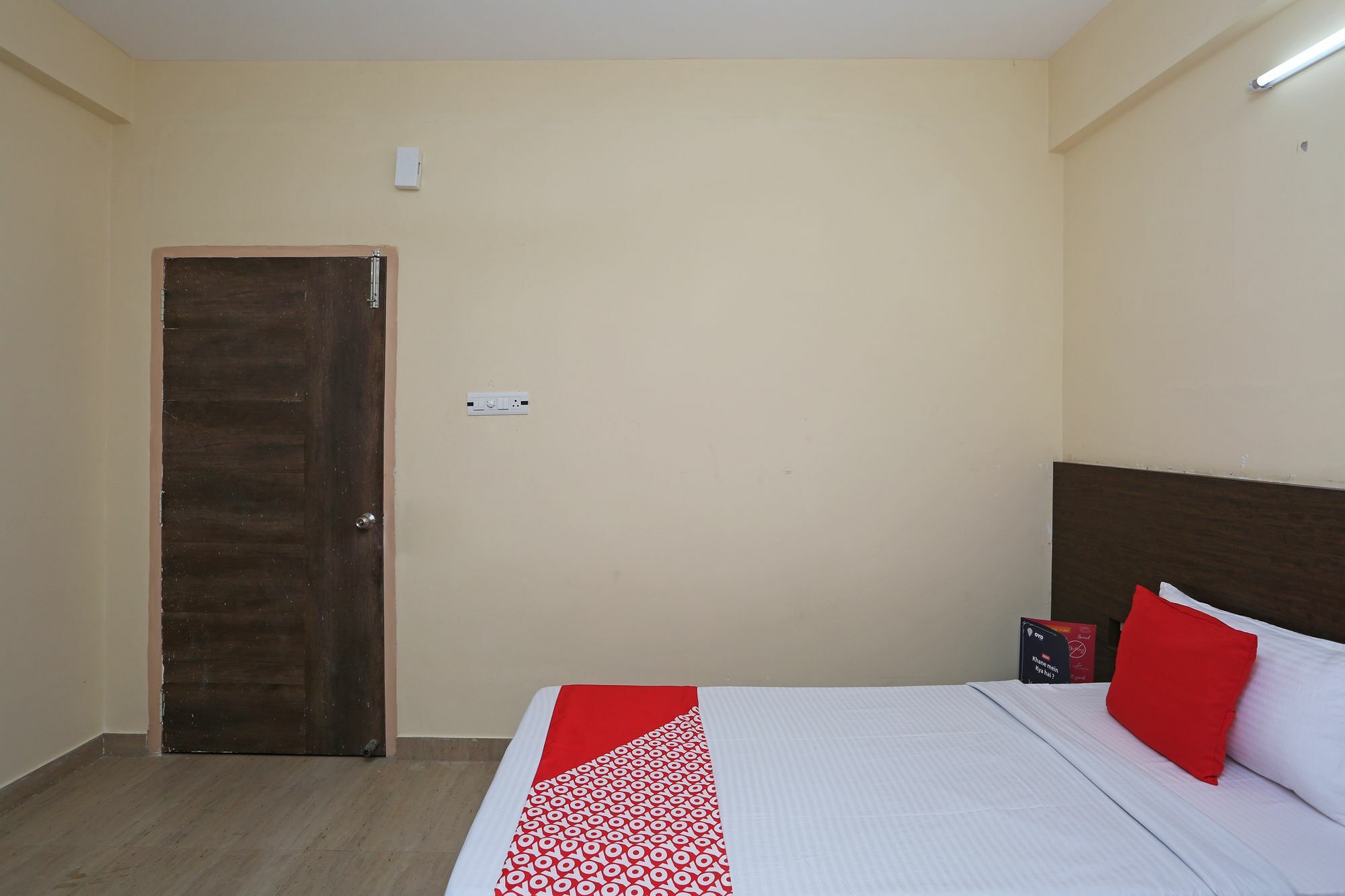 Oyo 11343 Hotel Sai International Bhubaneswar Bagian luar foto